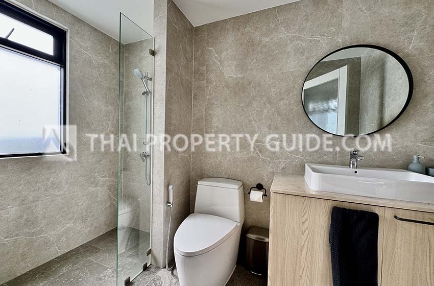 Apartment in Phaholyothin 